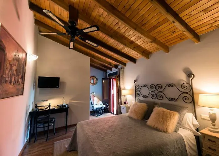 Cr La Casona De Valfrio - Alquiler Completo Villa Cuacos De Yuste